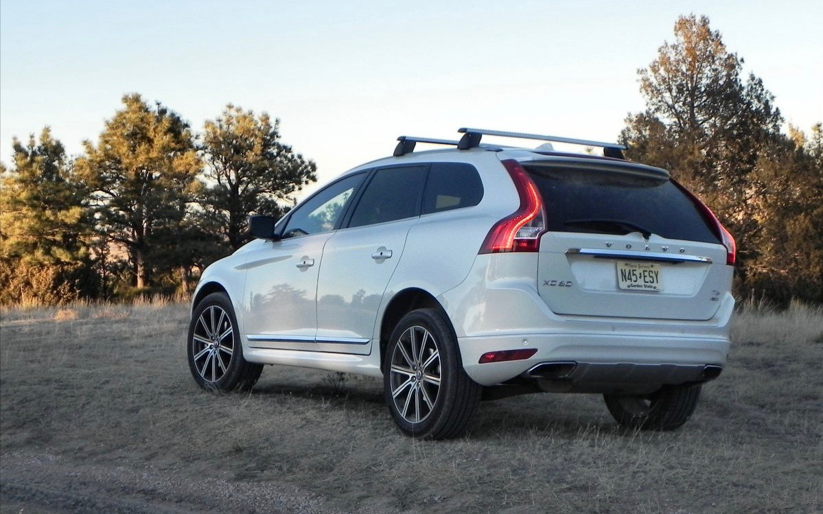 Volvo Xc60 Vs Jeep Grand Cherokee Comparison - Jeep Grand Cherokee Overland 2018 - vs - Volvo XC60 T6